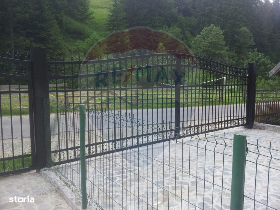 Vila / Pensiune / Camin / Azil seniori, zona superba Moeciu, parcare