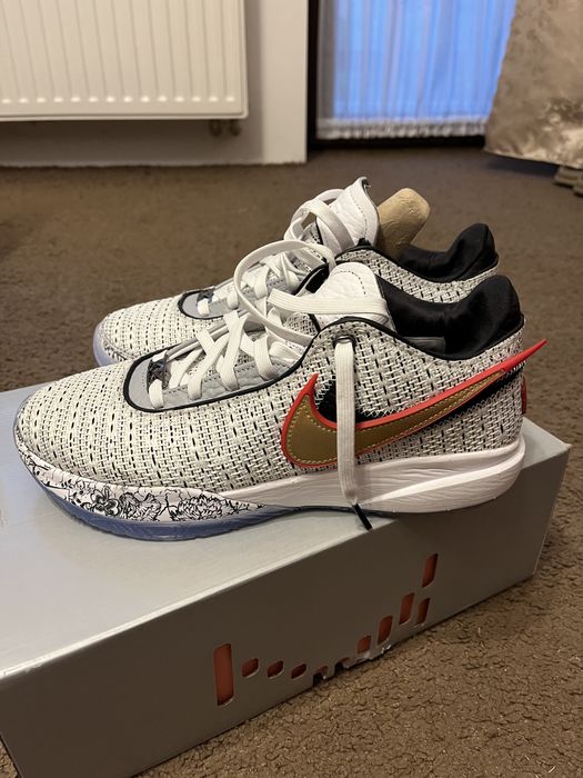 Nike LeBron 20 (noi) marimea 42