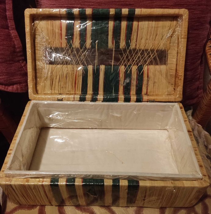 Дървени кутии с ратан, нови бамбукови дъски к-кт 6бр.Кутии за вино.