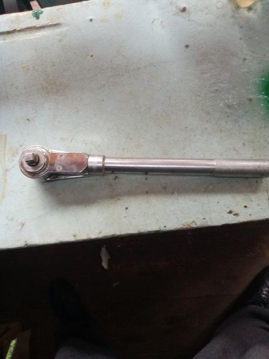 Ключ динамо метрический