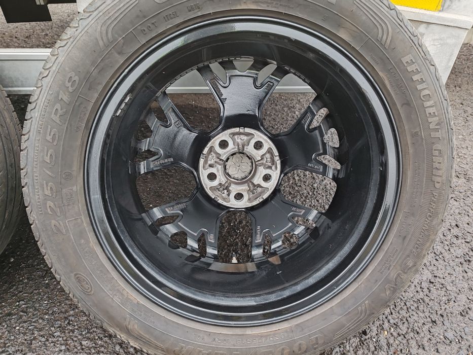 Mitsubishi Eclipse 225/55/18