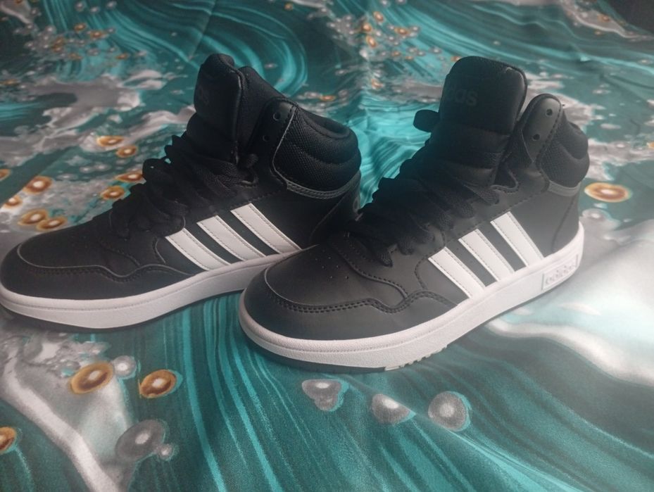 Adidas Hoops Mid