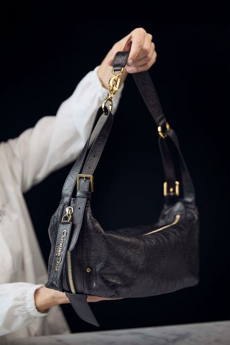 Дамска чанта Dior налична в черно