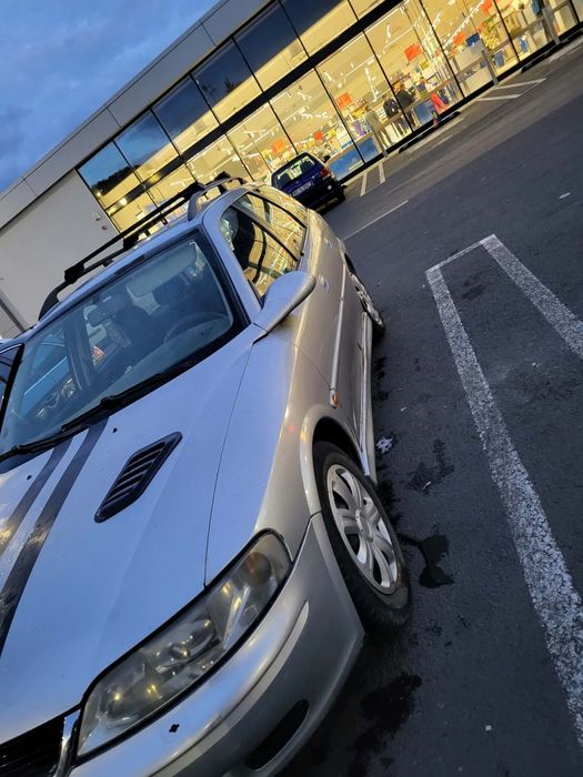 Opel Vectra b 1.8 benzina an 2000