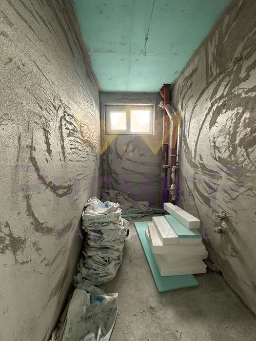 Продава се Тристаен апартамент в Варна, Изгрев - 98 кв.м за 1358 €/кв.м - Снимка #5