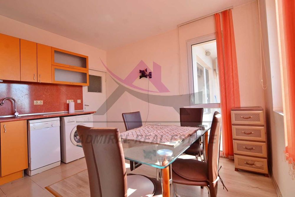 Дава се под наем Тристаен апартамент в Варна, Базар Левски - 80 кв.м за 448.8 € - Снимка #2