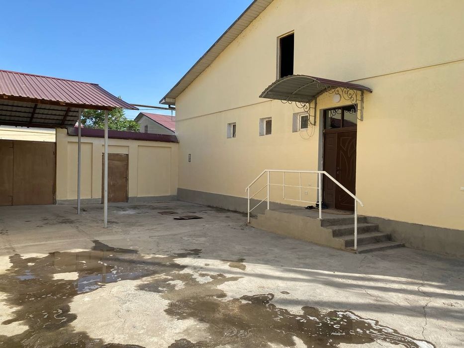 Срочно Ташкент шахридан  6 сотихлик 4 хоналик ремонт килинган уй сотил