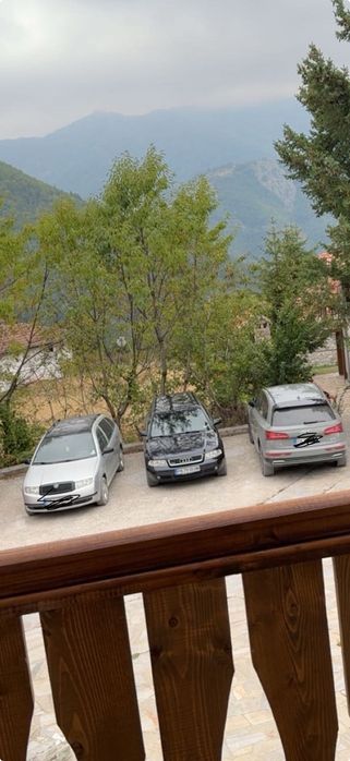 Продавам Ауди а4