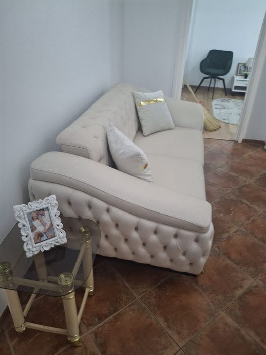 Vând canapea extensibila 1 persoana