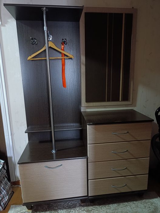 Прихожая , б/у, продаю