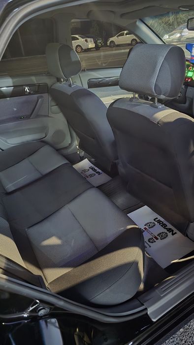 Srochno Gentra qora rang 3-pozitsiya full avtomat lyuki bor sotiladi