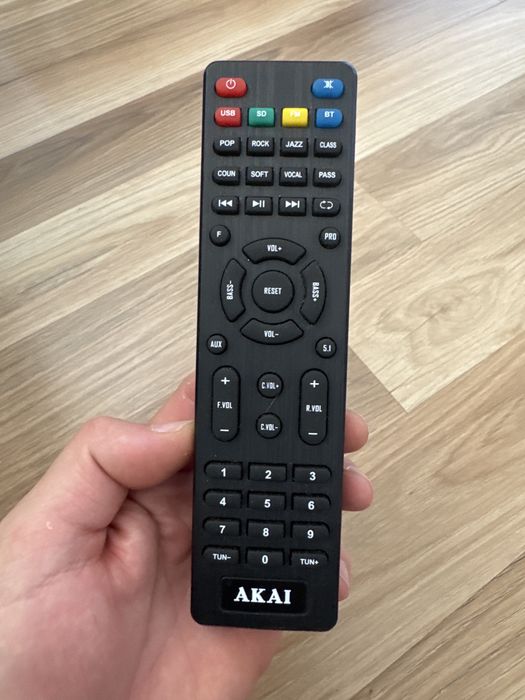 Vand sistem audio Akai 5.1