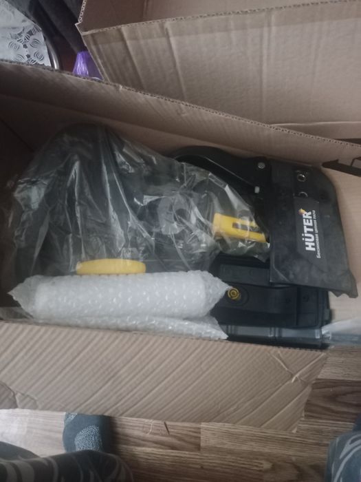 Продам бензапилу