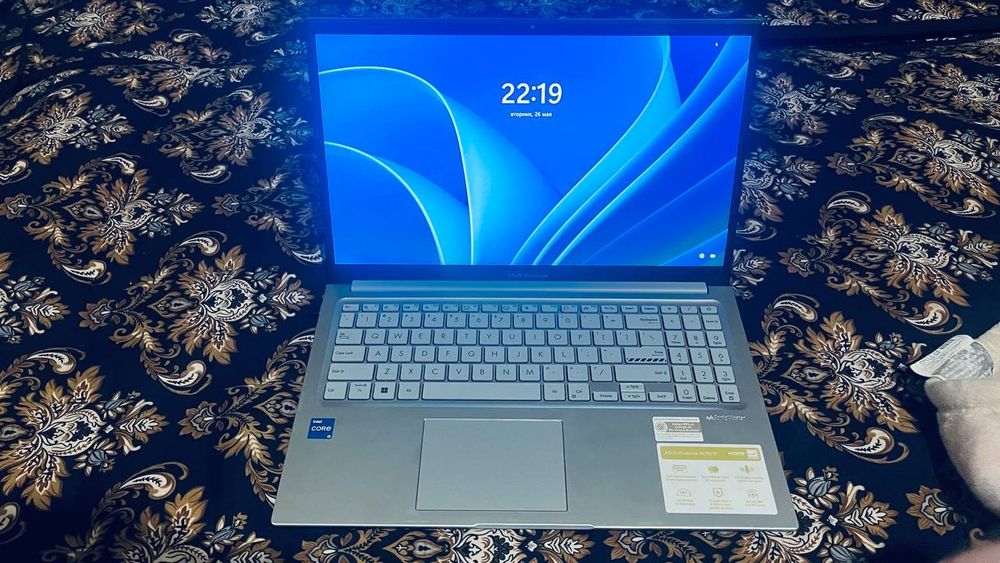 Noutbuk ASUS vivobook