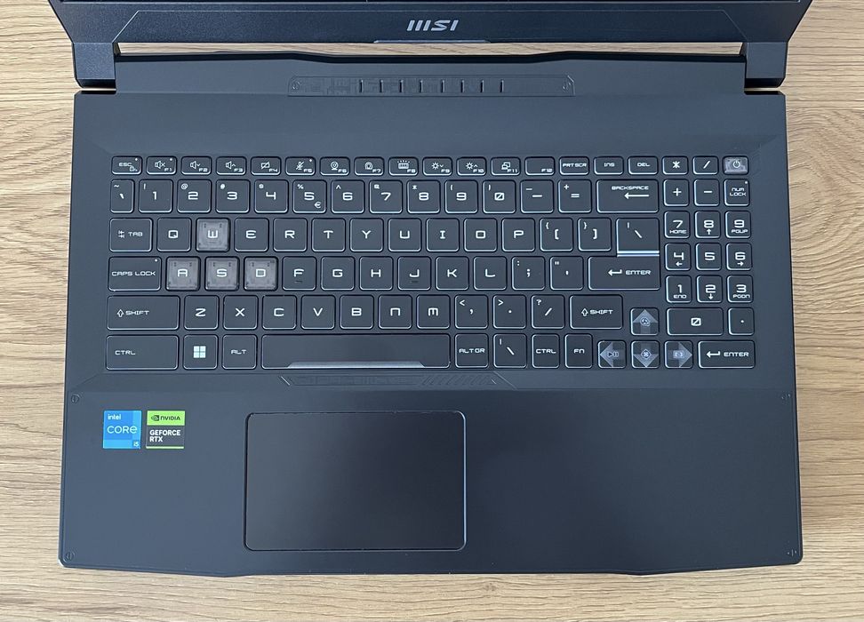 MSI Katana 15 – RTX 4060 8GB | Intel Core i5-12450H | 16GB RAM | 1TB SSD | 144Hz | Stare excelentă