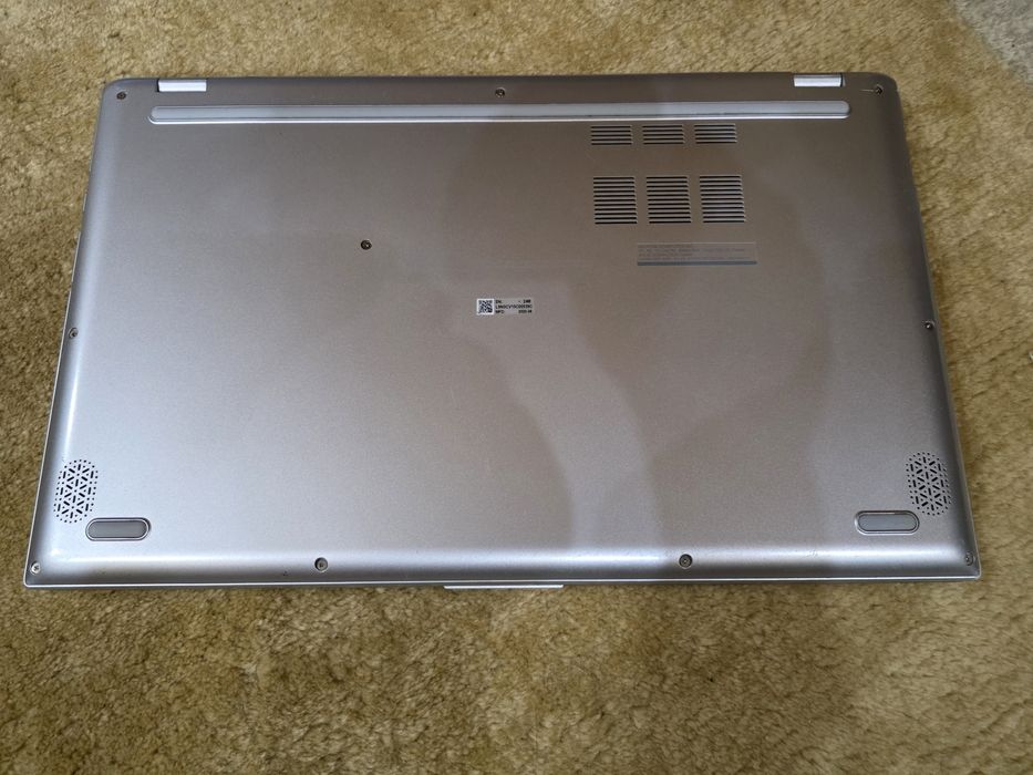 Laptop Asus  model X712DA 17,3"