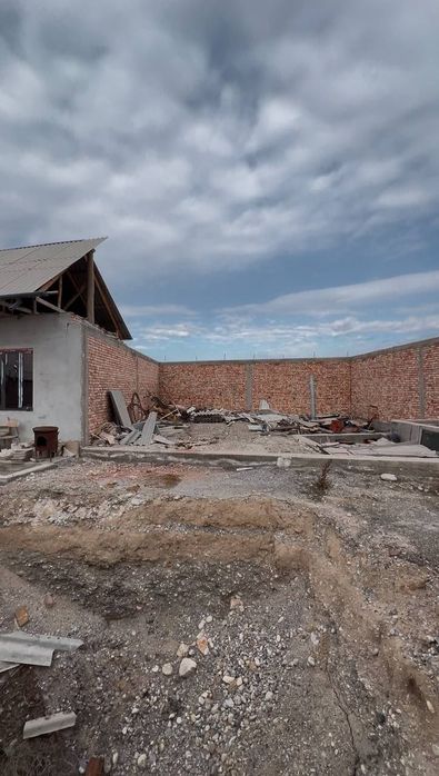 НОТУРАР ЖОЙ , СОТИЛАДИ! 40сотыхлик ,Котта Склад ва Ишлаб чикариш учун!