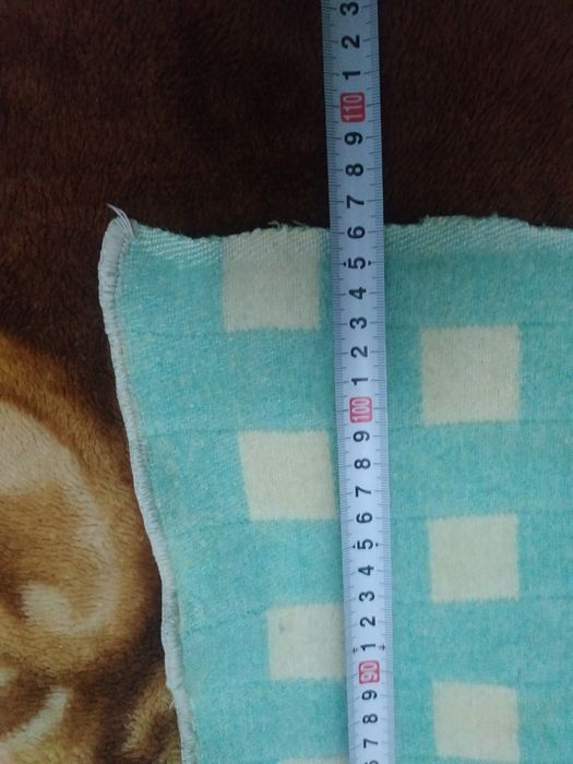 Шерстяное детское одеяло.