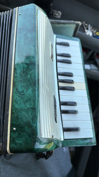 Акордеон weltmeister