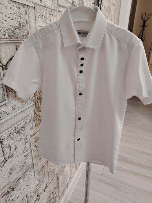 Брюки на мальчика новые