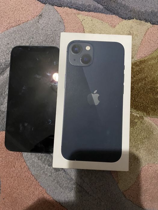 Iphone 13  продам