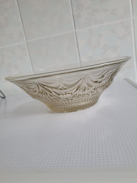 Продам блюдо тарелку