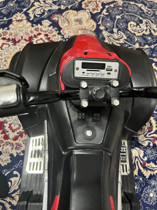 Срочна продам квадрацыкл