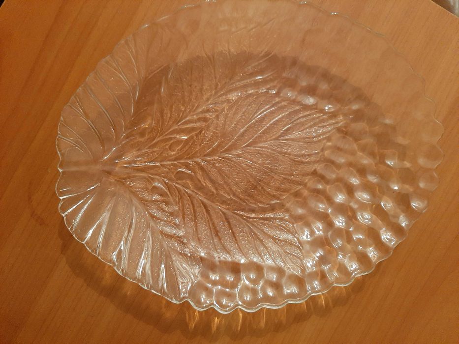 Тарелки        блюдо