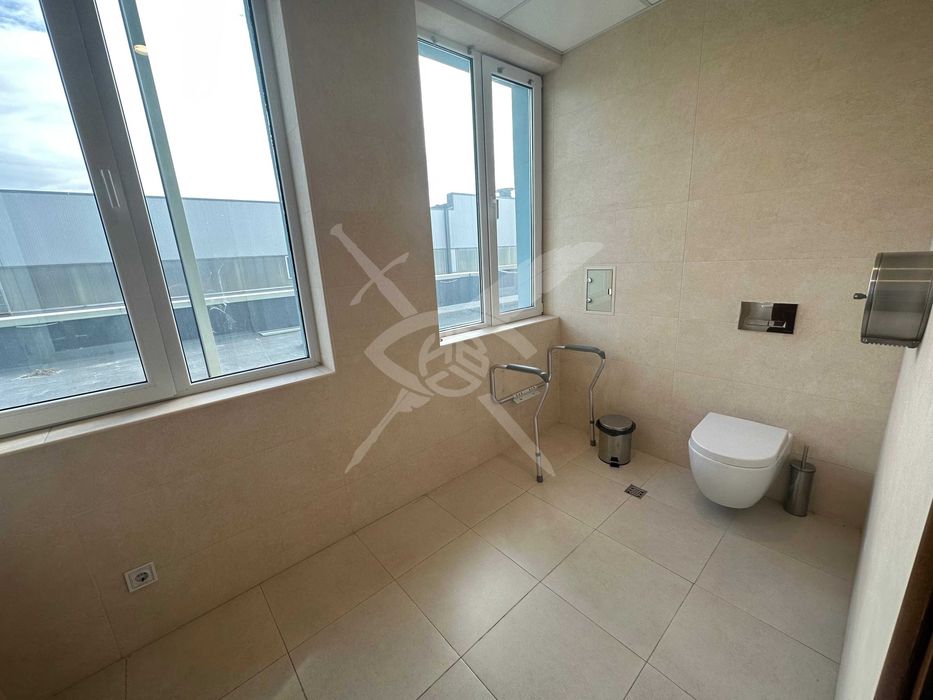 Дава се под наем Офис в Пловдив, Кършияка - 467 кв.м за 2958 € - Снимка #5