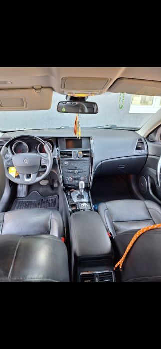 Renault Latitude