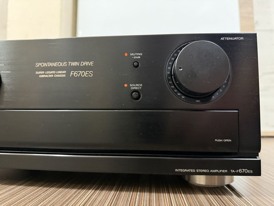 Sony TA-F670es Качествен стерео усилвател