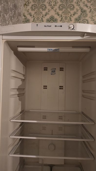 Холодильник продам