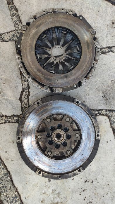 Маховик и Притискател Audi S4 B6