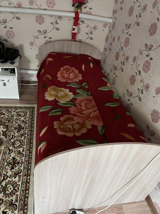 Продам кровать и шкаф