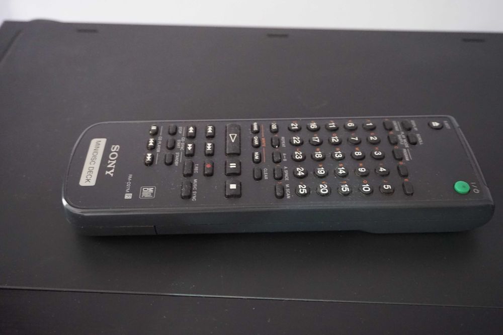 SONY MDS-JE320 minidisc cu telecomanda  , bonus , probleme pe rec