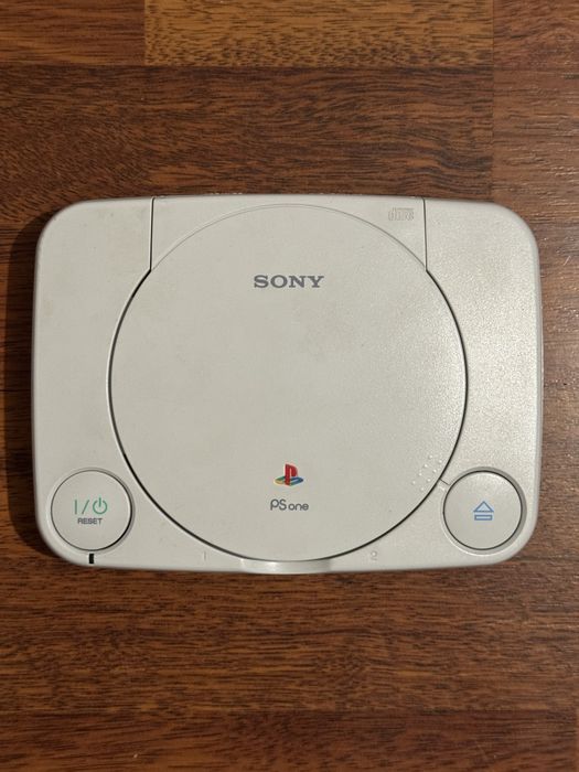Sony Playstation one (с неисправностью)