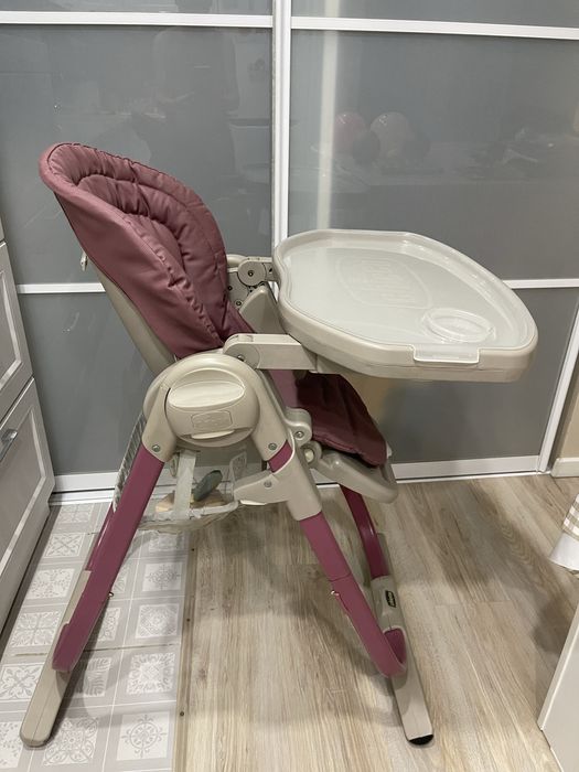 Детский стульчик для кормления Chicco