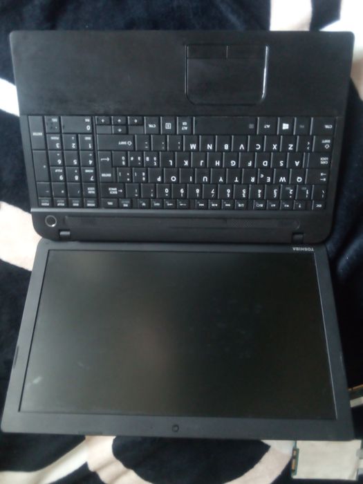 Laptop Toshiba neprobat