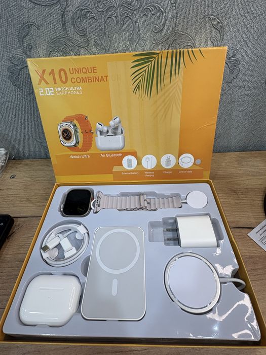 Падарочный набор Смарт часы+Наушники