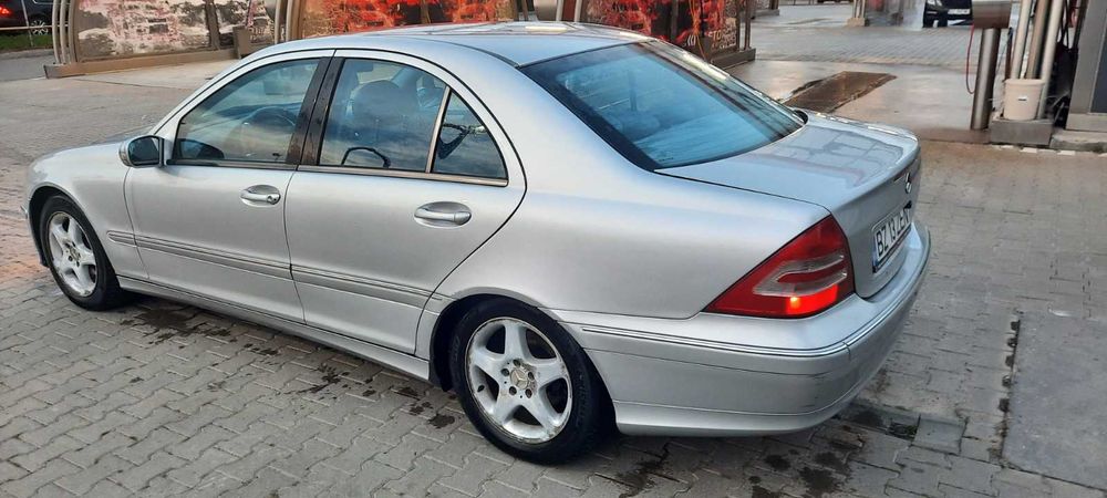 Mercedes C200 Kompressor Gri Benzina + GPL