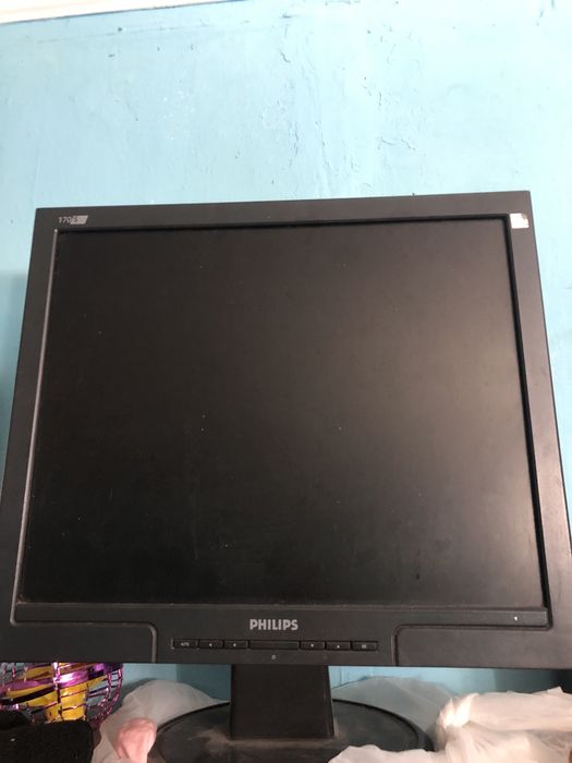 Продам мониторы в рабочем состоянии