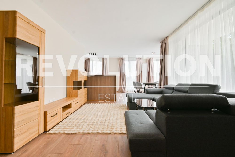 Тристаен апартамент в ж.к. Драгалевци.