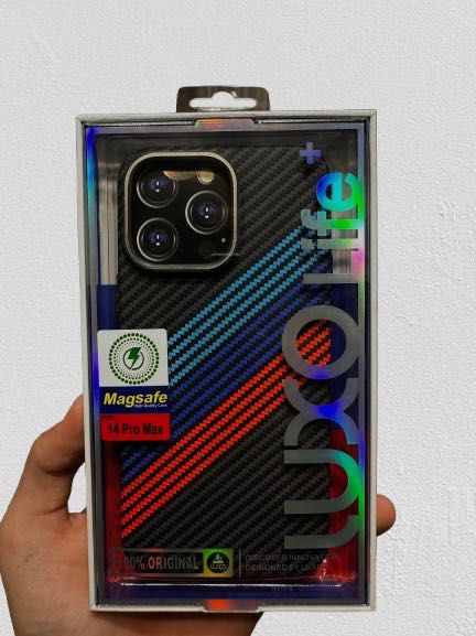 Карбоновый чехол на iPhone 14 Pro Max