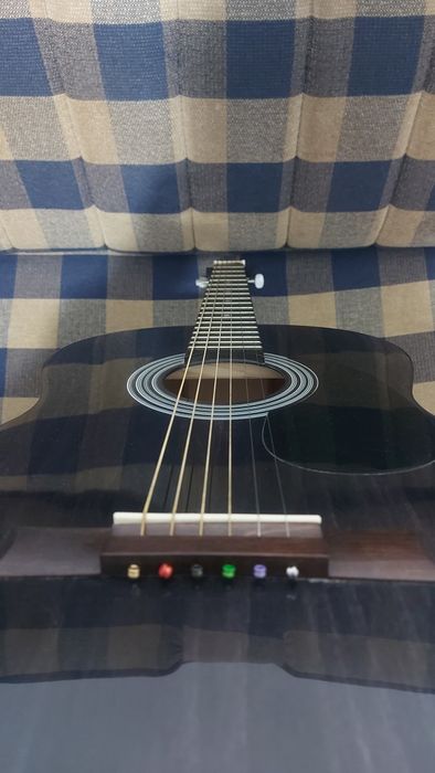 Vând chitară acustică reghin hora