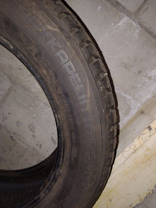 Продам зимние шины 19