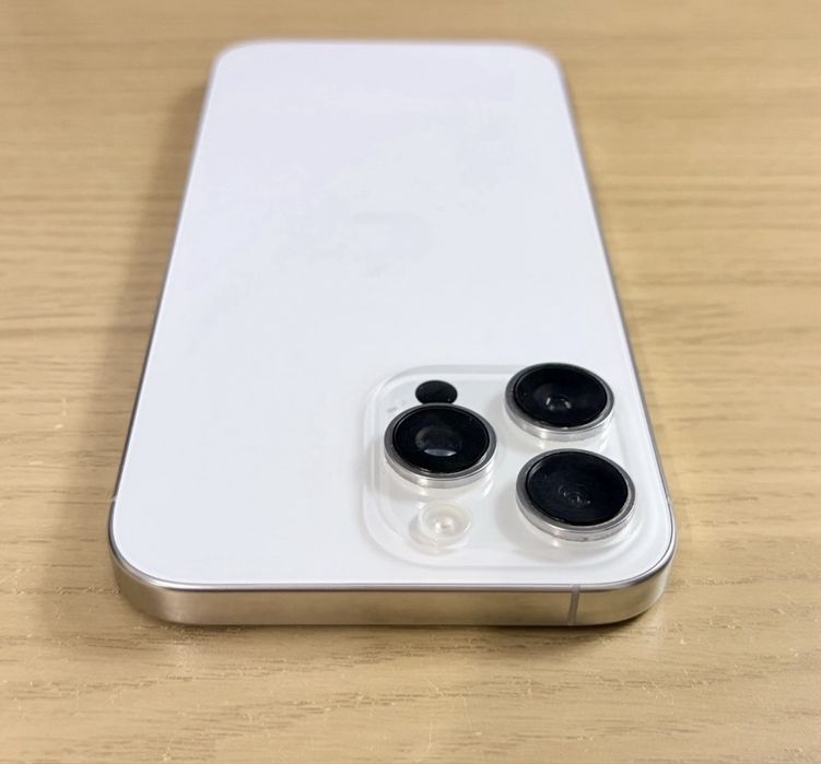 Iphone 16 PRO 1 Tb, white titanium, 0 minute, liber in orice retea !