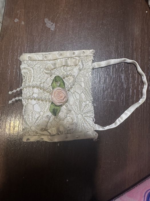 Винтажная кукла с сумкой