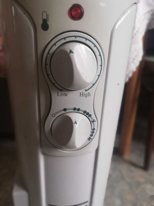 Продам б/у маслянный, электрообогреватель ZASS