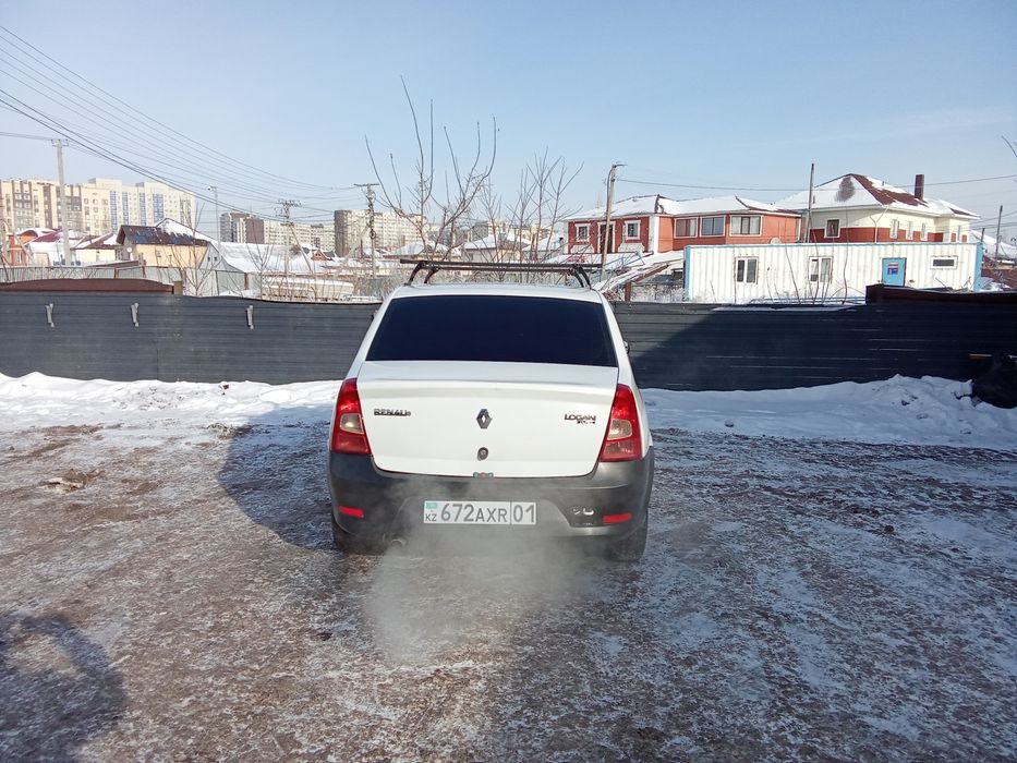 Продам машину Логан 2011г.