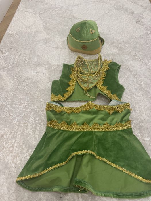 Продам казахский костюм